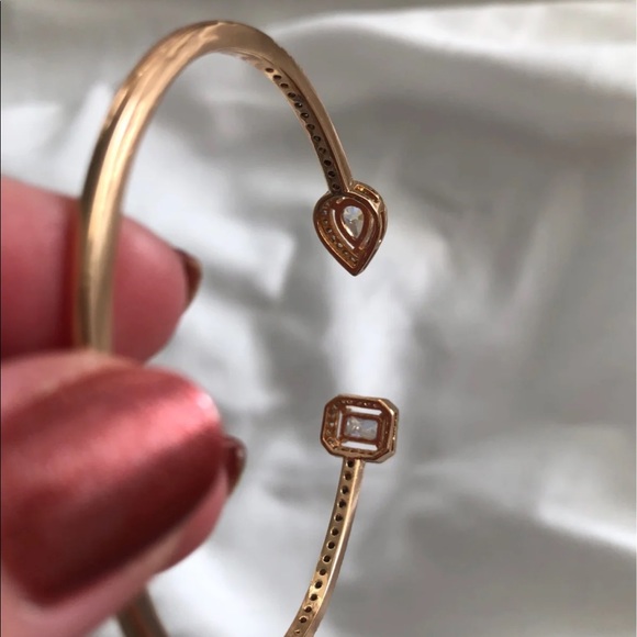 Rose gold crystal cuff bracelet - Picture 3 of 6